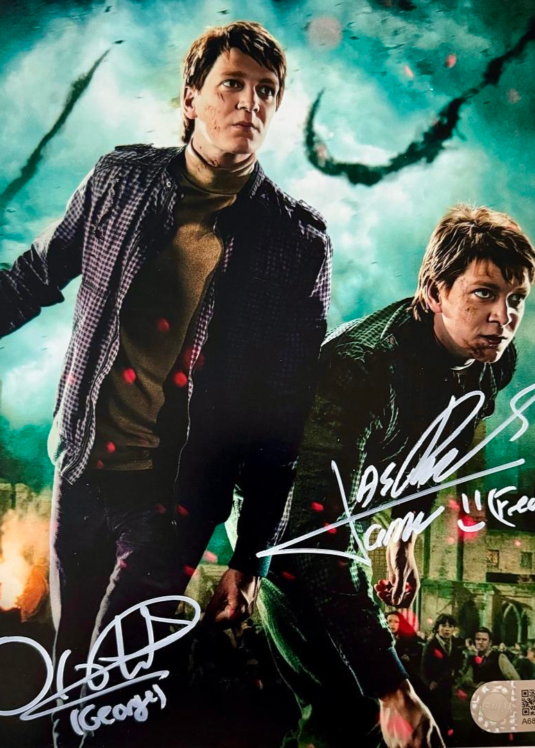 Oliver Phelps & James Phelps Signed 8x10 Photo (Harry Potter) - SWAU